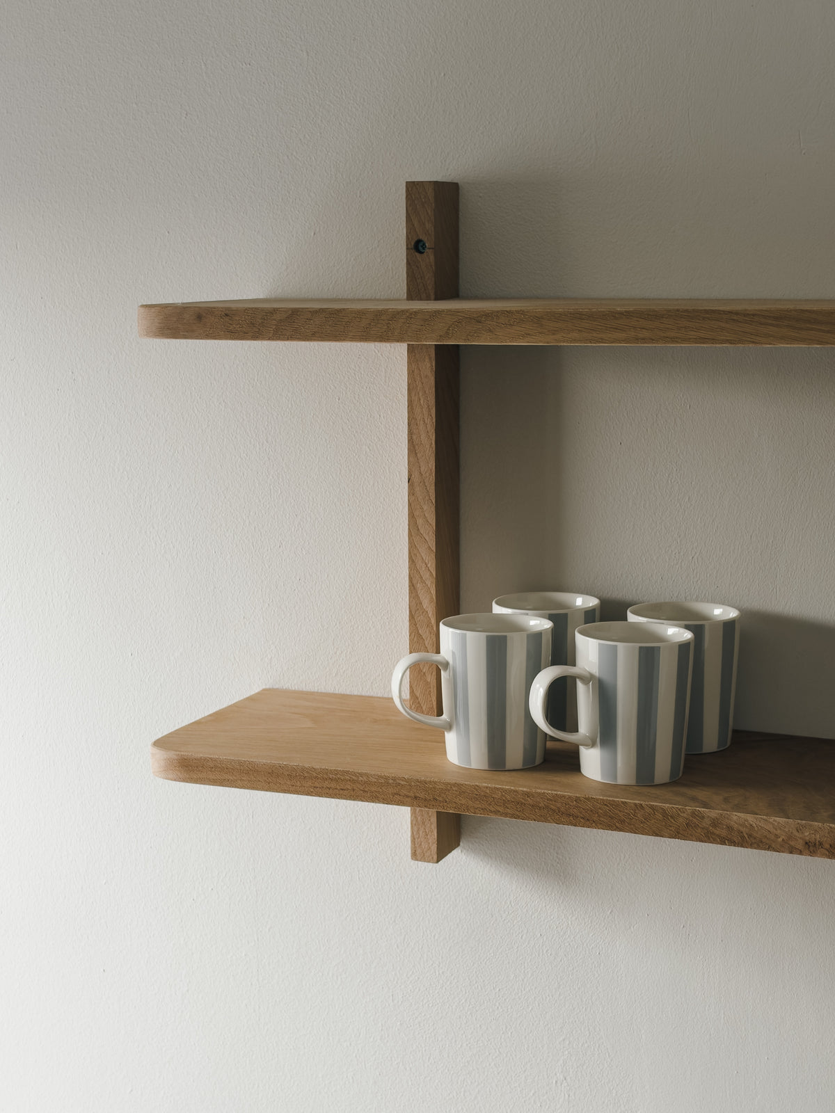 Solid Oak Wall-Mounted Shelving Rounded